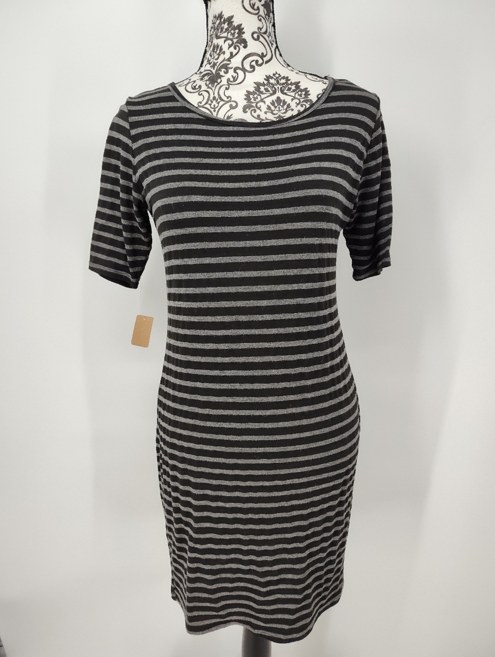 LuLaRoe Black and Gray Striped Mini Fitted Short Sleeve Dress Women's Medium